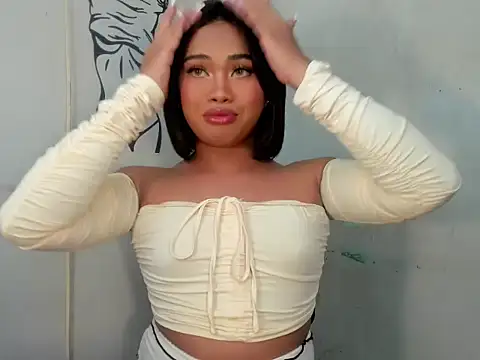 Snapshot of Exotic_alyssa69 chatting on 09.30.25 Exotic alyssa69 online show from 09.30.25