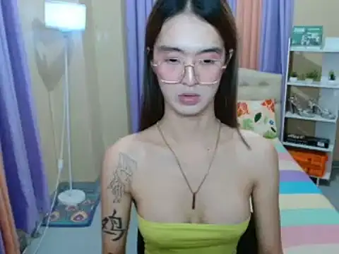 XxTsUncutAskaxX online show from 05.27.26