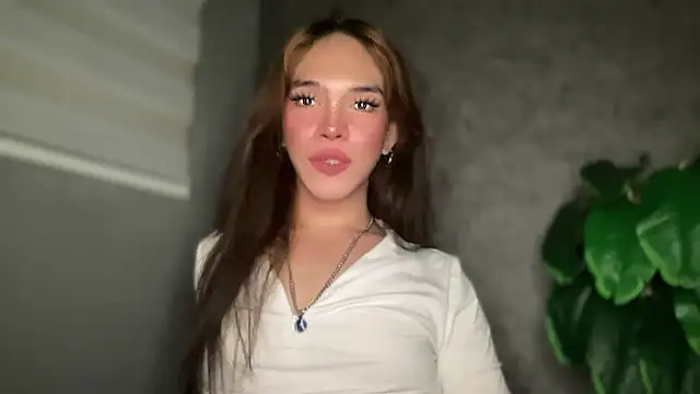 Snapshot of Misselliefayexxx chatting on 01.13.26 Misselliefayexxx online show from 01.13.26