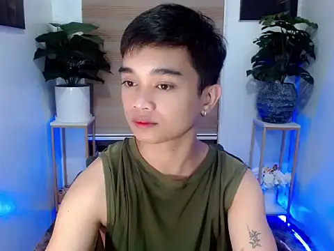 sexysam14 online show from 12.17.25