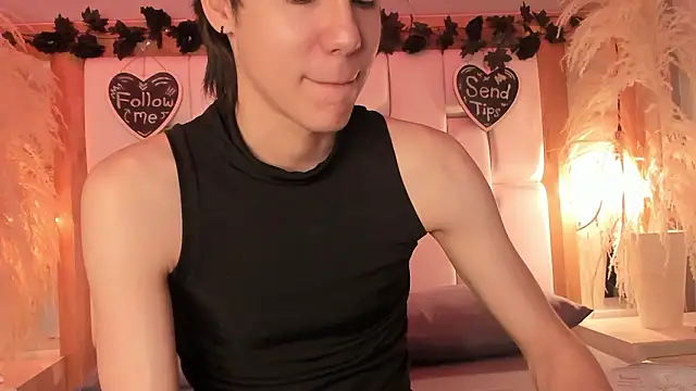 Snapshot of Daphne_And_Roger chatting on 03.07.26 Daphne And Roger online show from 03.07.26