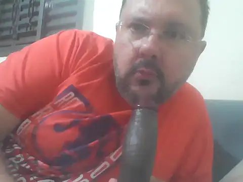 Luised80 online show from 04.13.26