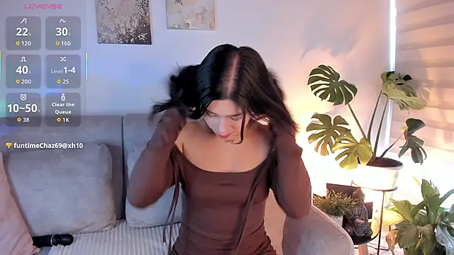 Estrer collins online show from 02.16.26