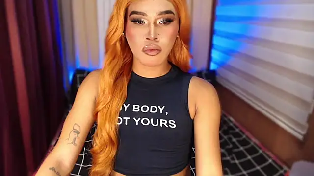 Snapshot of _tipsandchips chatting on 11.28.25 tipsandchips online show from 11.28.25