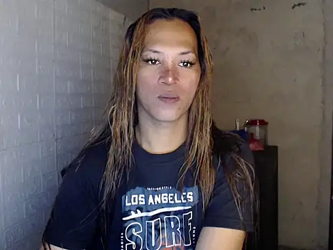 Snapshot of isabellabigcock06 chatting on 04.15.26 isabellabigcock06 online show from 04.15.26