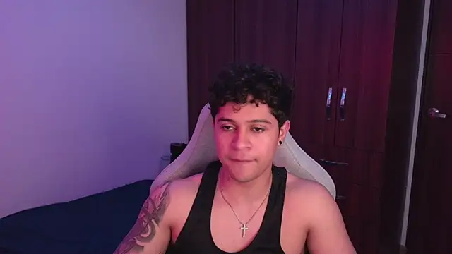 domsantiago  online show from 10.06.25