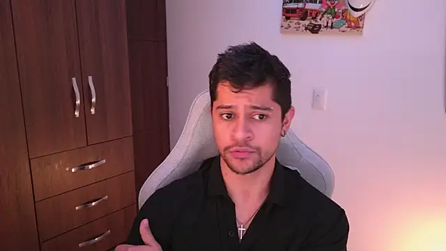 Snapshot of domsantiago_ chatting on 11.27.25 domsantiago online show from 11.27.25