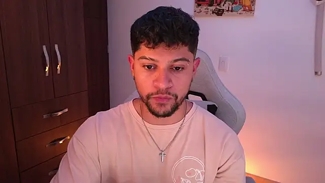 Snapshot of domsantiago_ chatting on 02.06.26 domsantiago online show from 02.06.26