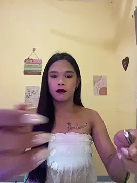 Snapshot of liannexfuckdoll chatting on 05.30.26 liannexfuckdoll online show from 05.30.26