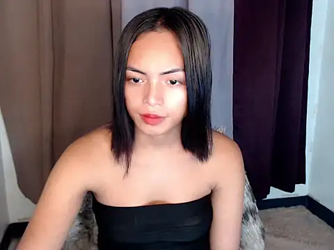 Snapshot of miya_khali chatting on 05.20.26 miya khali online show from 05.20.26