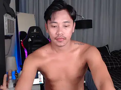 Snapshot of alexsuckable01 chatting on 05.14.26 alexsuckable01 online show from 05.14.26