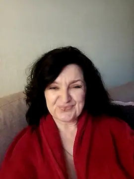 Snapshot of MilaSky4701 chatting on 10.22.25 MilaSky4701 online show from 10.22.25