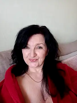Snapshot of MilaSky4701 chatting on 03.27.26 MilaSky4701 online show from 03.27.26