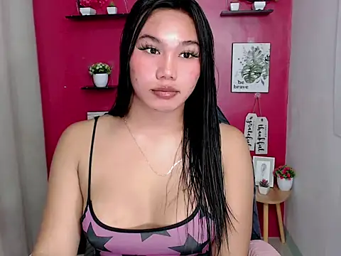 Snapshot of liane_mei chatting on 04.24.26 liane mei online show from 04.24.26