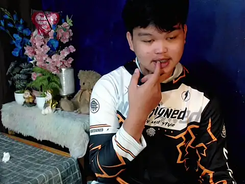 Reynelcock online show from 03.10.26