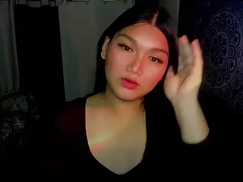 Lou heart online show from 12.21.25