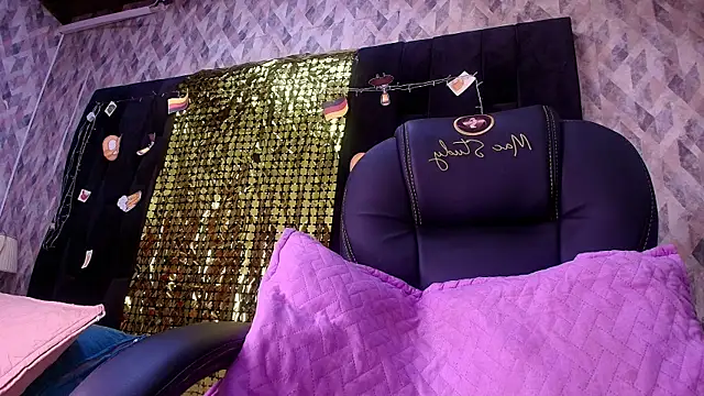 wensheng  online show from 09.16.25