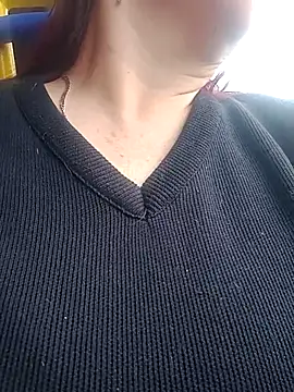 Snapshot of Chantalvedette chatting on 09.30.25 Chantalvedette online show from 09.30.25