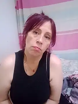 Snapshot of Chantalvedette chatting on 10.29.25 Chantalvedette online show from 10.29.25