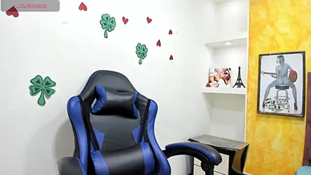 Chantalvedette online show from 04.07.26