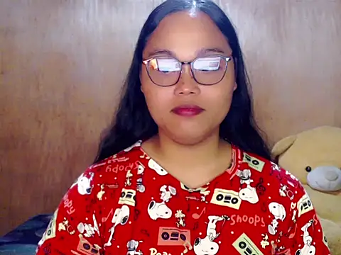  Lylia online show from 10.03.25