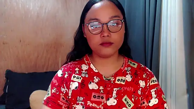  Lylia online show from 10.06.25