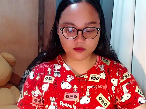  Lylia online show from 11.19.25