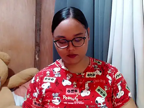  Lylia online show from 12.20.25