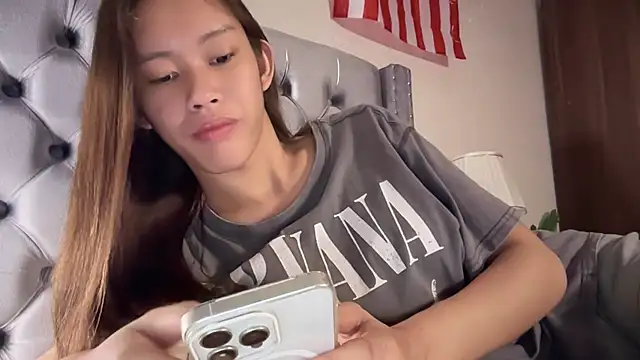 Snapshot of Its_Cora chatting on 09.25.25 Its Cora online show from 09.25.25