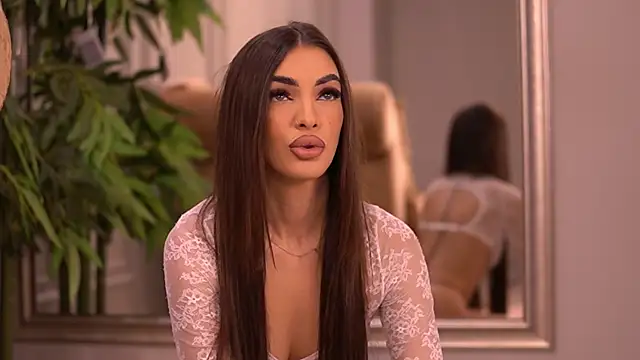 KendalJolly online show from 10.28.25