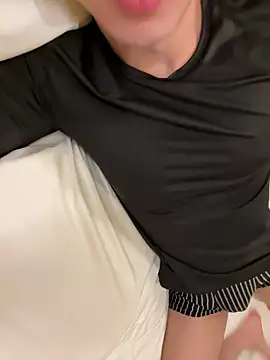 gochu1004 online show from 11.30.25