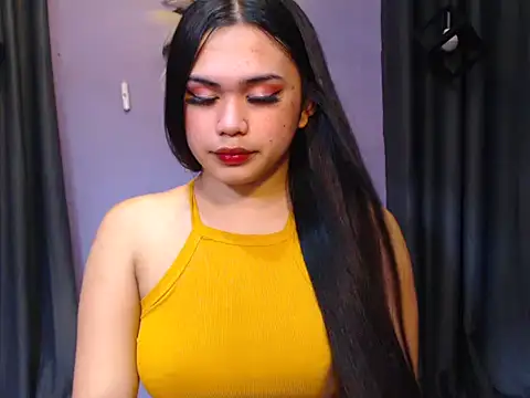 Snapshot of urlovelysandra chatting on 11.11.25 urlovelysandra online show from 11.11.25