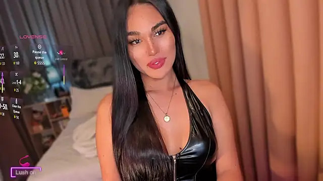 Snapshot of Fox_Smithxx chatting on 04.18.26 Fox Smithxx online show from 04.18.26