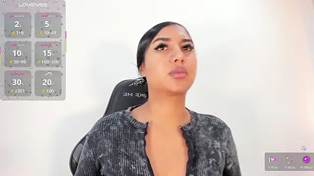 SalomeeBell online show from 12.22.25