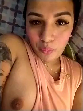 enoria1992 online show from 10.27.25