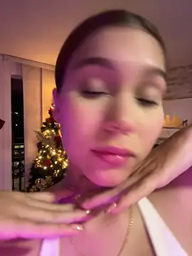 Nikii   online show from 12.21.25