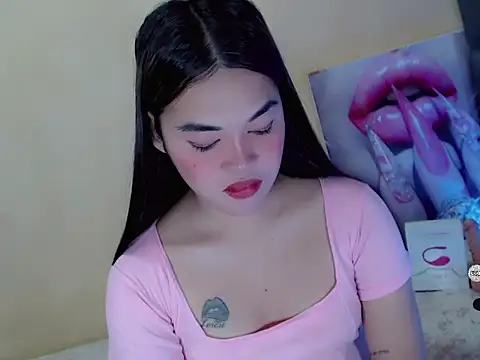 Snapshot of IdealGddss69 chatting on 10.22.25 IdealGddss69 online show from 10.22.25