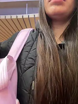 Isabella21  online show from 04.15.26