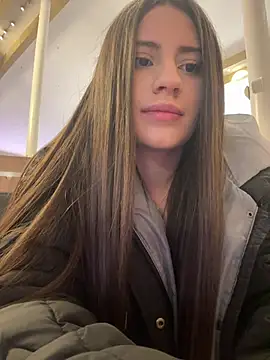 Isabella21  online show from 04.21.26