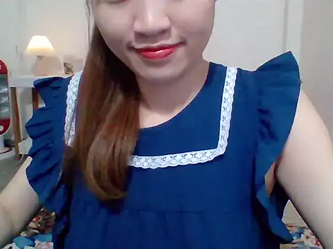 Snapshot of __Donna__ chatting on 10.12.25   Donna   online show from 10.12.25