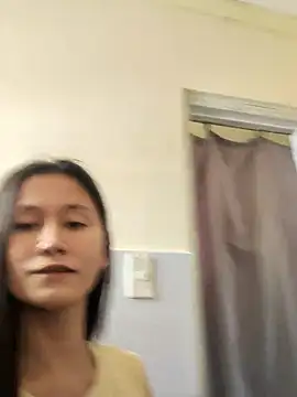 Snapshot of anne_smithe chatting on 11.12.25 anne smithe online show from 11.12.25