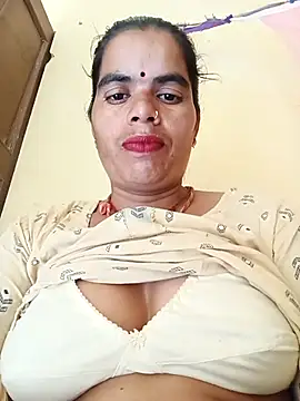 Priyanka hot1 online show from 10.04.25