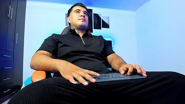 thiago  cp01 online show from 02.25.26