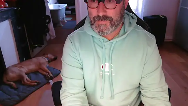 Hairyfred73 online show from 10.10.25