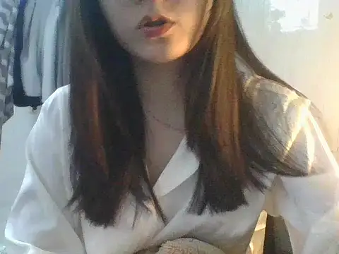 Linzly online show from 12.14.25