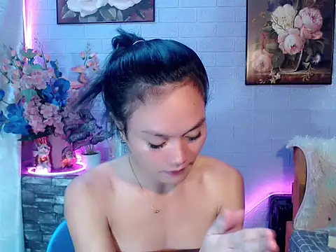 Snapshot of sexybabewarrior chatting on 07.07.26 sexybabewarrior online show from 07.07.26