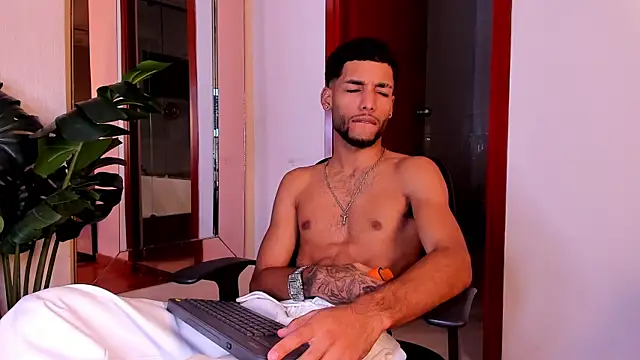 Thiagoferreti online show from 04.02.26