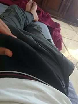 Snapshot of sodahmad chatting on 10.26.25 sodahmad online show from 10.26.25