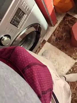 Snapshot of sodahmad chatting on 12.05.25 sodahmad online show from 12.05.25