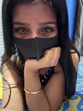 Snapshot of Hot_Jaanvi_ chatting on 03.25.26 Hot Jaanvi online show from 03.25.26